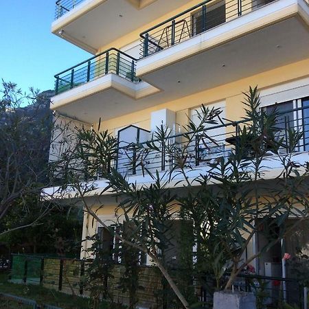 Ourania'S Apartments 카메나불라 외부 사진