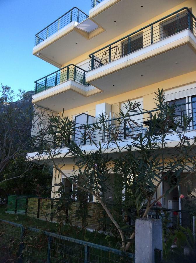 Ourania'S Apartments 카메나불라 외부 사진